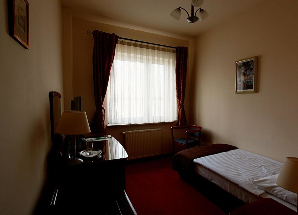 Отель Hotel Sonex Ченстохова-27